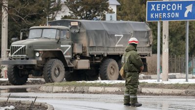 У Херсоні окупанти змусили перейти на російську програму дві школи із 60