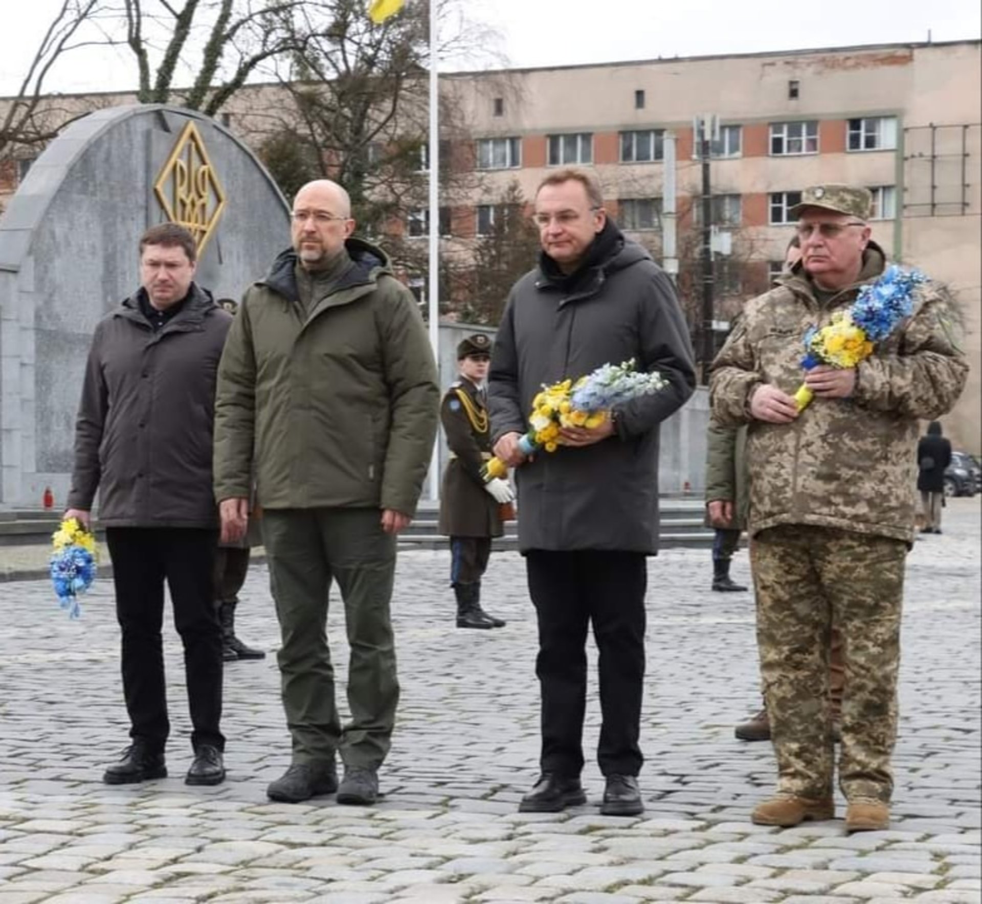 Шмигаль у рідному Львові вшанував світлу пам'ять полеглих українських Героїв, фото Павло Ткачук