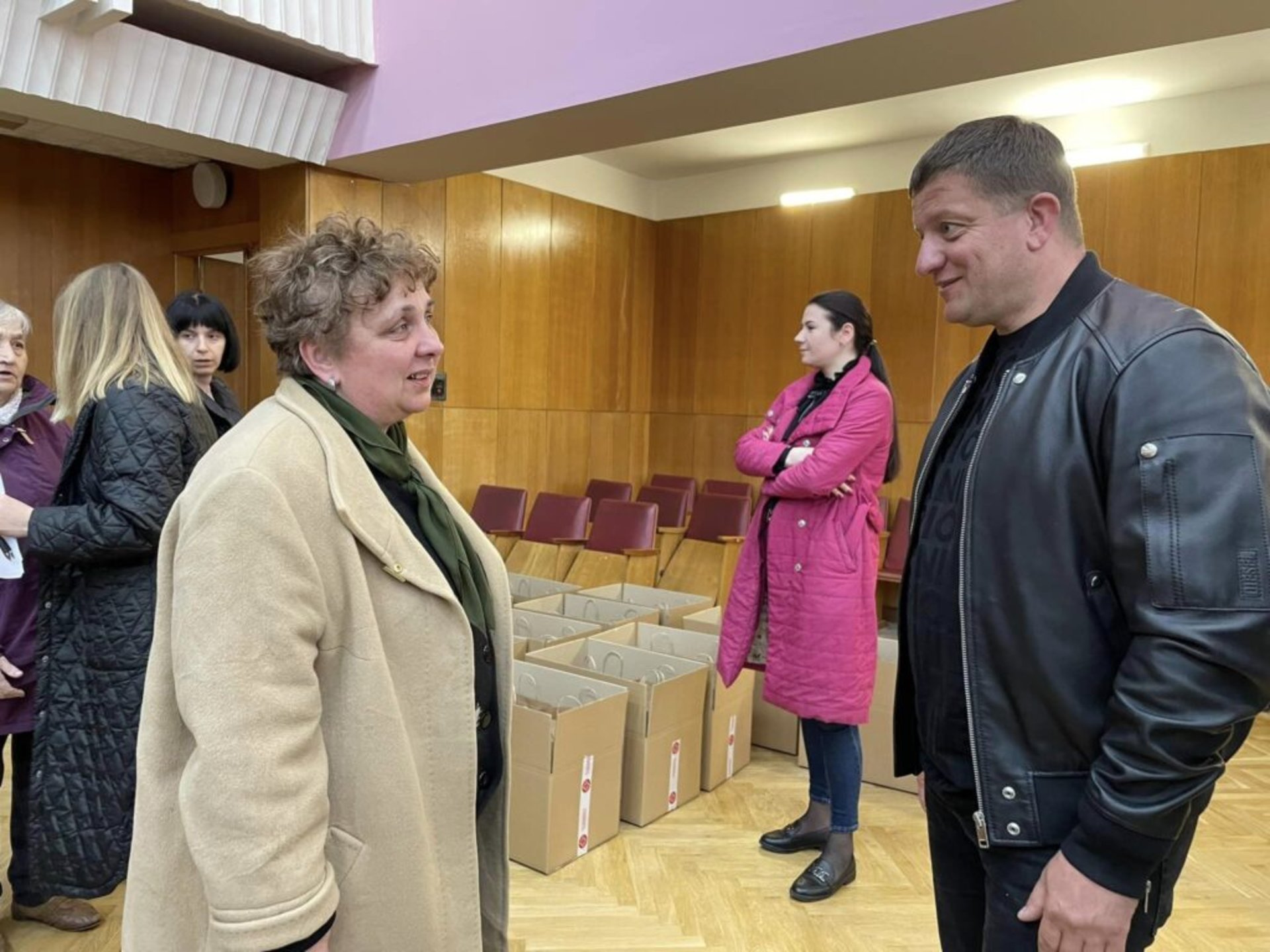 У Львові для опікунів передали пасхальні смаколики