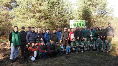 На Жовківщині висадили сосни і дуби (ФОТО)