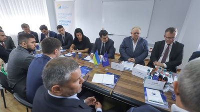 Разумков відвідав Львівський бронетанковий завод