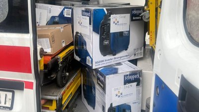 Львівщина передала захисникам дві укомплектовані "швидкі" (ФОТО)
