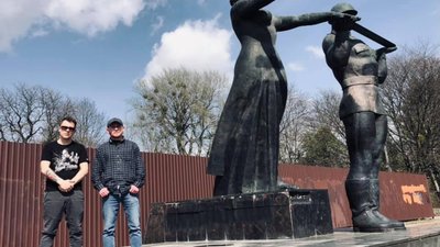 У Львові розпочали демонтаж Монументу Слави