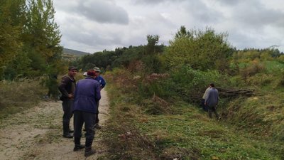 На Львівщині мешканці села прибирали територію