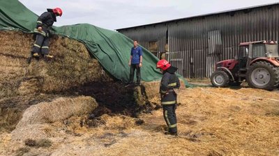На Львівщині горіло сіно