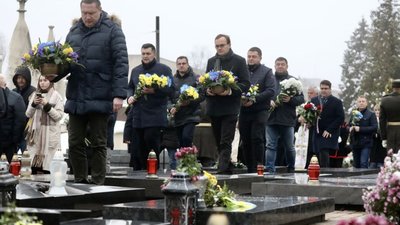 День Гідності та Свободи: у Львові вшанували борців за незалежність України