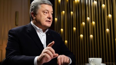 Звільнити "беркутівців" і терористів - означає зруйнувати прямі докази причетності Росії до злочинів, - Порошенко