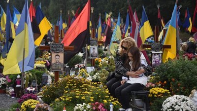 На Личаківському цвинтарі вшанували пам'ять полеглих захисників України