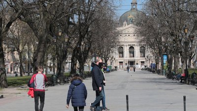 Садового закликали переглянути рішення про занадто м’яке послаблення карантину