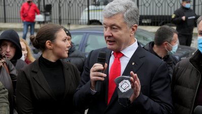 Порошенко розповів про найважчі дні президенства