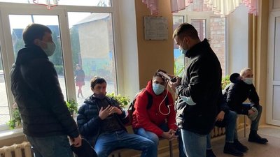 Кандидат на міського голову Дрогобича запросив на виборчі дільниці спостерігачів зі Сходу (ВІДЕО, ФОТО)