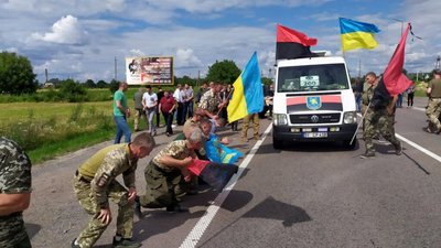 У Буському районі вшанували Новітнього Героя Тараса Матвіїва (ФОТОРЕПОРТАЖ)