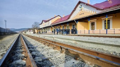 На Львівщині відновили ще дві залізничні дільниці на кордоні з Польщею