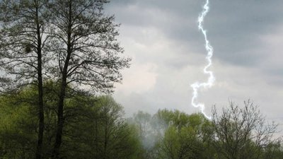 Сьогодні Львівщину накриють дощі з градом і шквали