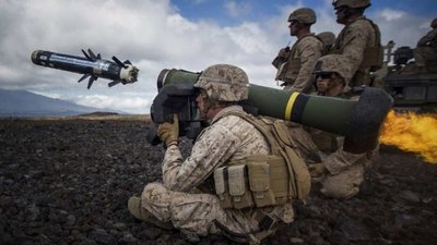 В РФ назвали поставки американської летальної зброї шляхом до війни