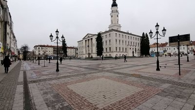 Площа Ринок у Дрогобичі стала виключно пішохідною зоною