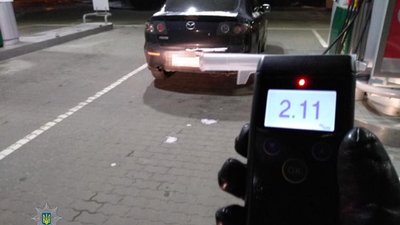 На Львівщині за одну ніч поліція упіймала 14 п‘яних водіїв