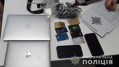 У Львові зловмисник здійснював фінансові операції з чужих профілів у соцмережах