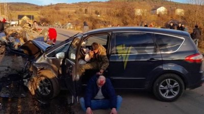 На Львівщині у смертельній ДТП загинули троє осіб (ФОТО)