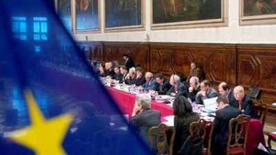 «Слуги» закладають смерть парламентаризму в Україні, - Олег Синютка