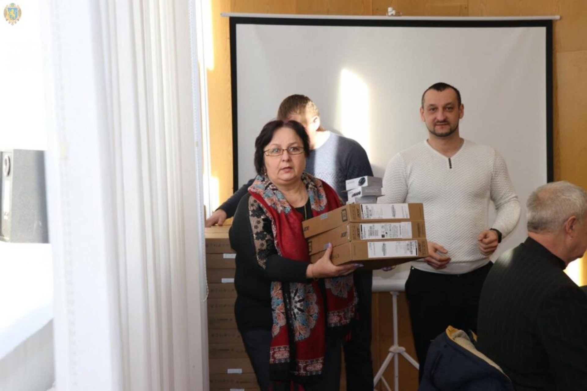 На Львівщині для вчителів закупили понад 4 тисячі комп’ютерів