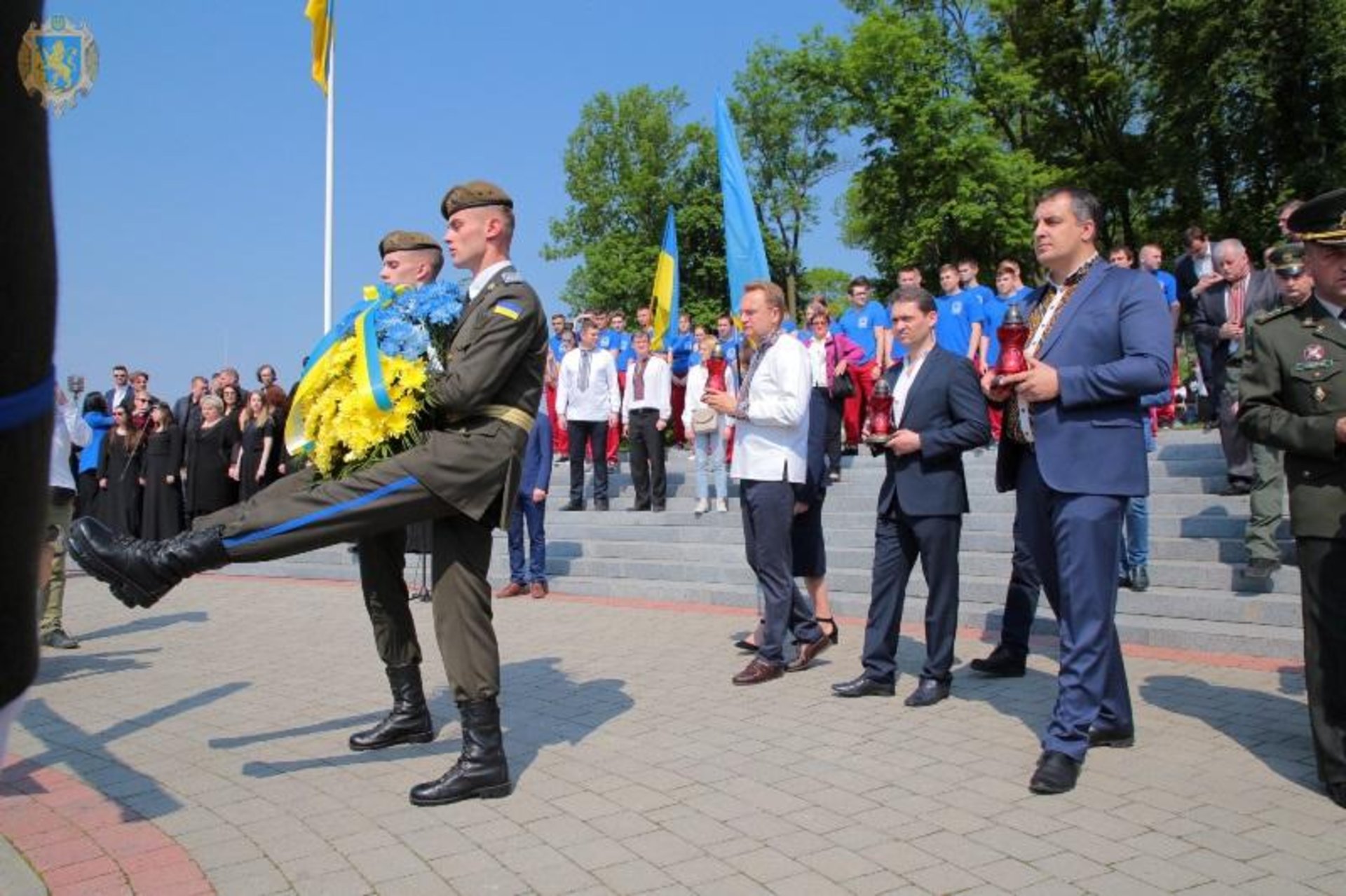 Львівщина вшановує своїх Героїв – на Личаківському кладовищі відбулись пам’ятні заходи