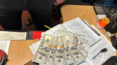 На Львівщині за тисячу доларів можна закрити кримінальне провадження