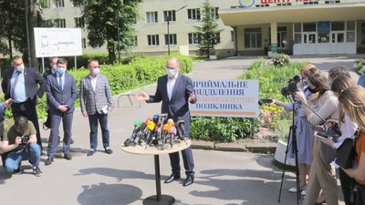 У МОЗ прогнозують до 25 тисяч випадків коронавірусу на добу