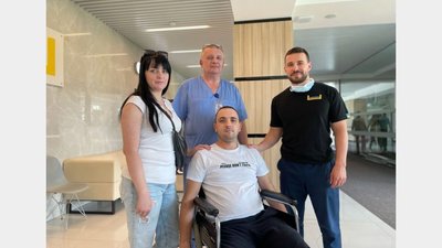 У Львові врятували чоловіка, який потрапив під обстріл росіян