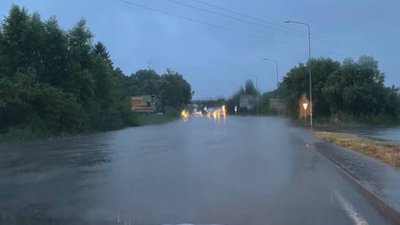 Які дороги затопило на Львівщині