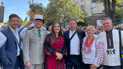Нардеп Михайло Бондар пояснив, чому одягнув на Марш Захисників України форму французького іноземного легіону (ФОТО)