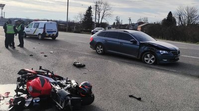 На Львівщині у ДТП травмований мотоцикліст