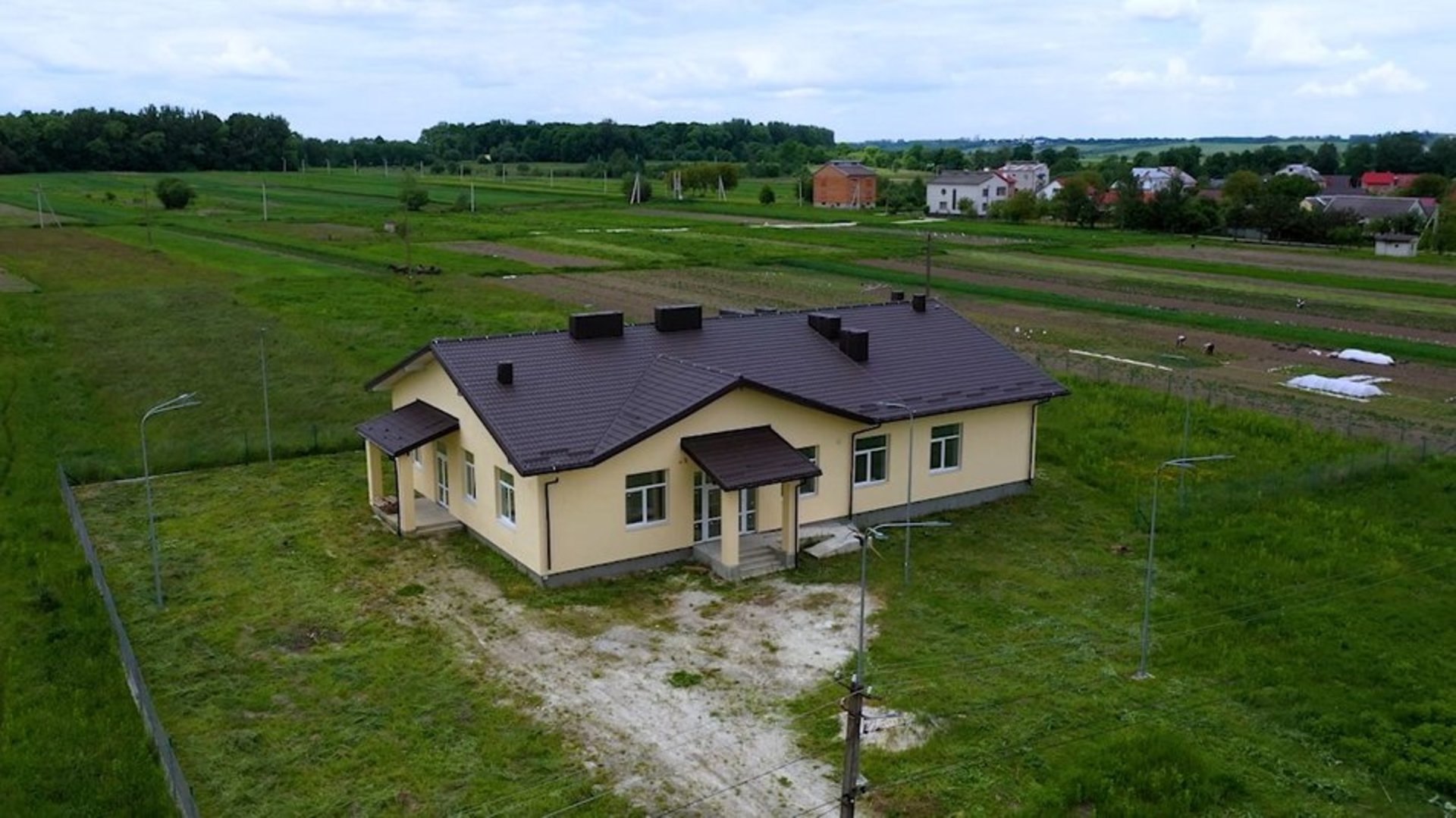 Недоступна медицина: чому 18 амбулаторій на Львівщині недобудовані за понад три роки