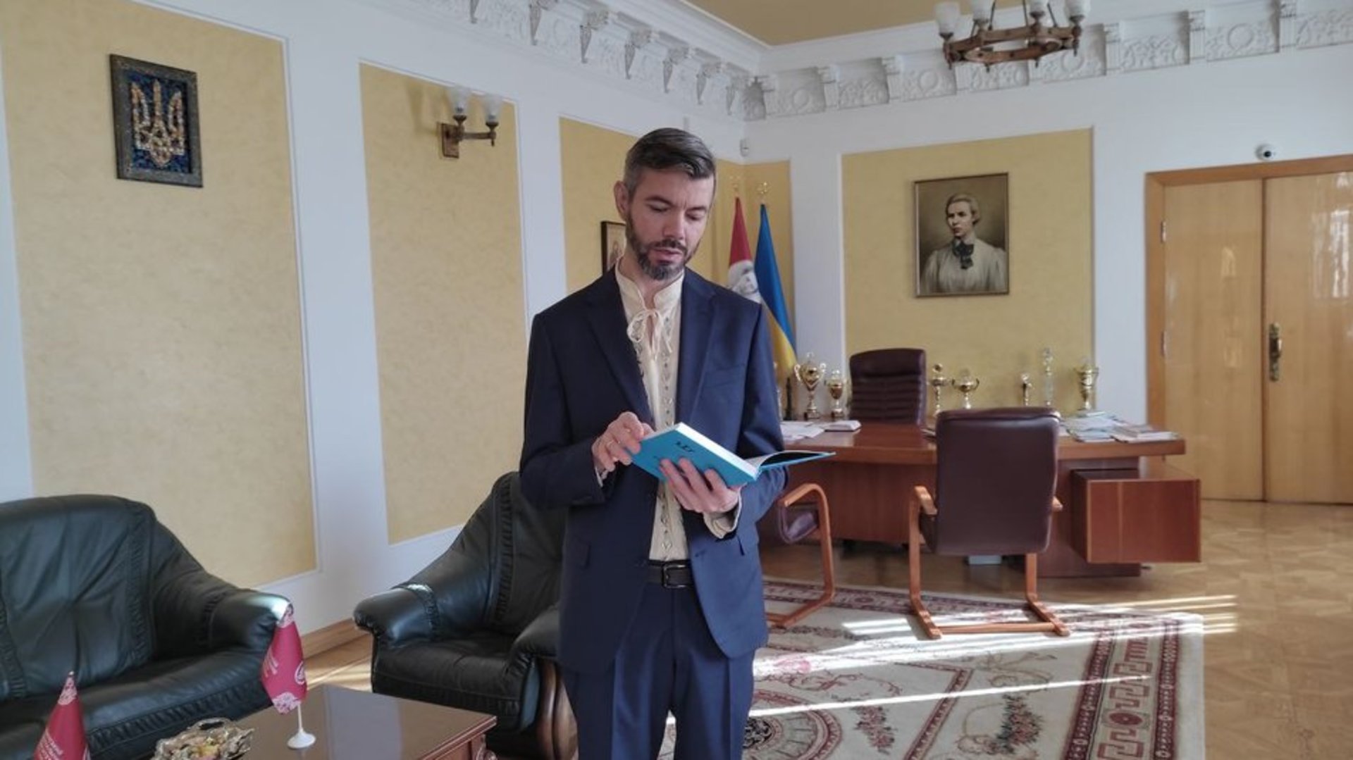 У Луцьку представили двомовне видання "Лісової пісні"