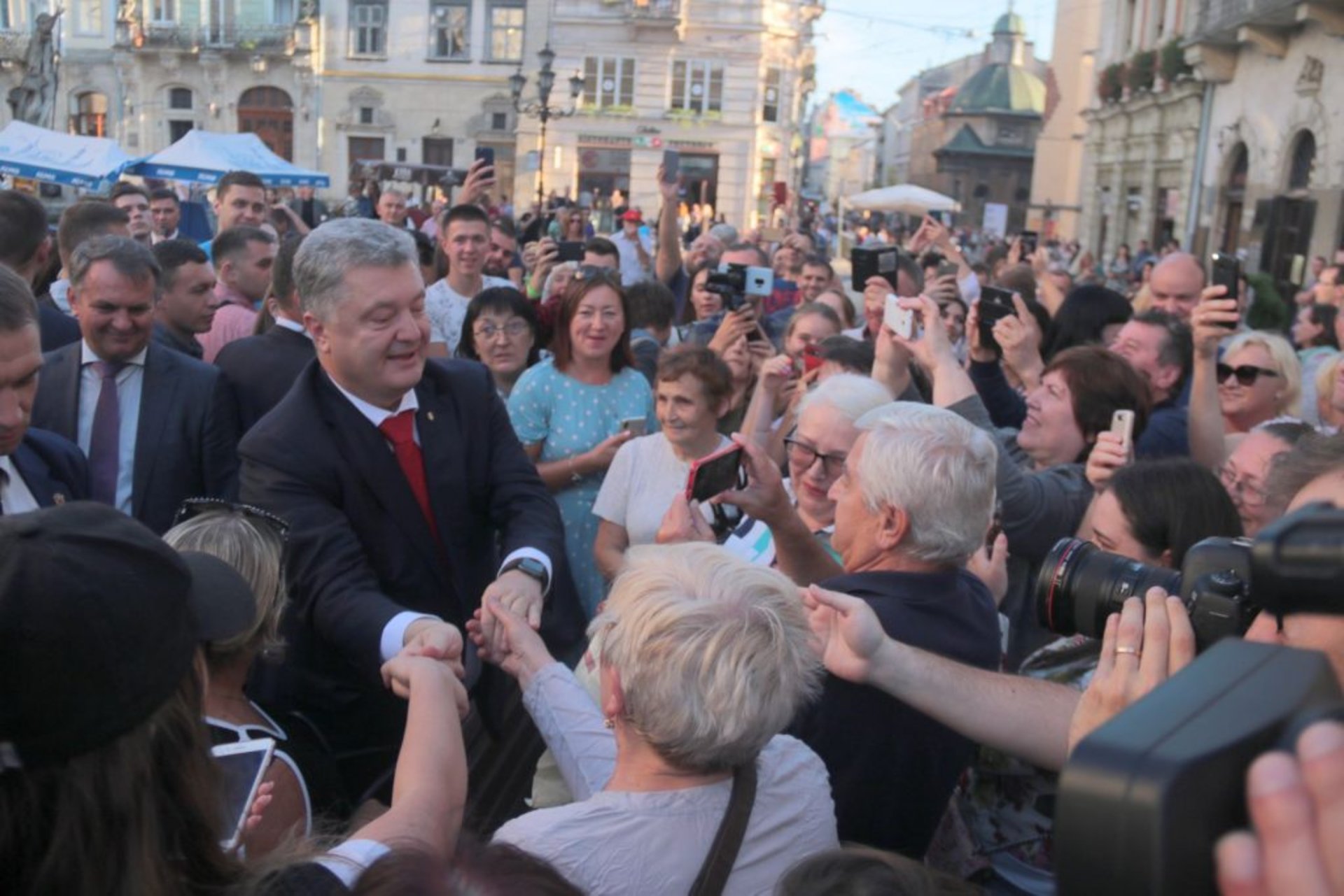 Петро Порошенко на площі Ринок у Львові