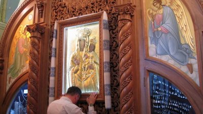 Сьогодні до Львова привезуть чудотворну ікону Матері Божої