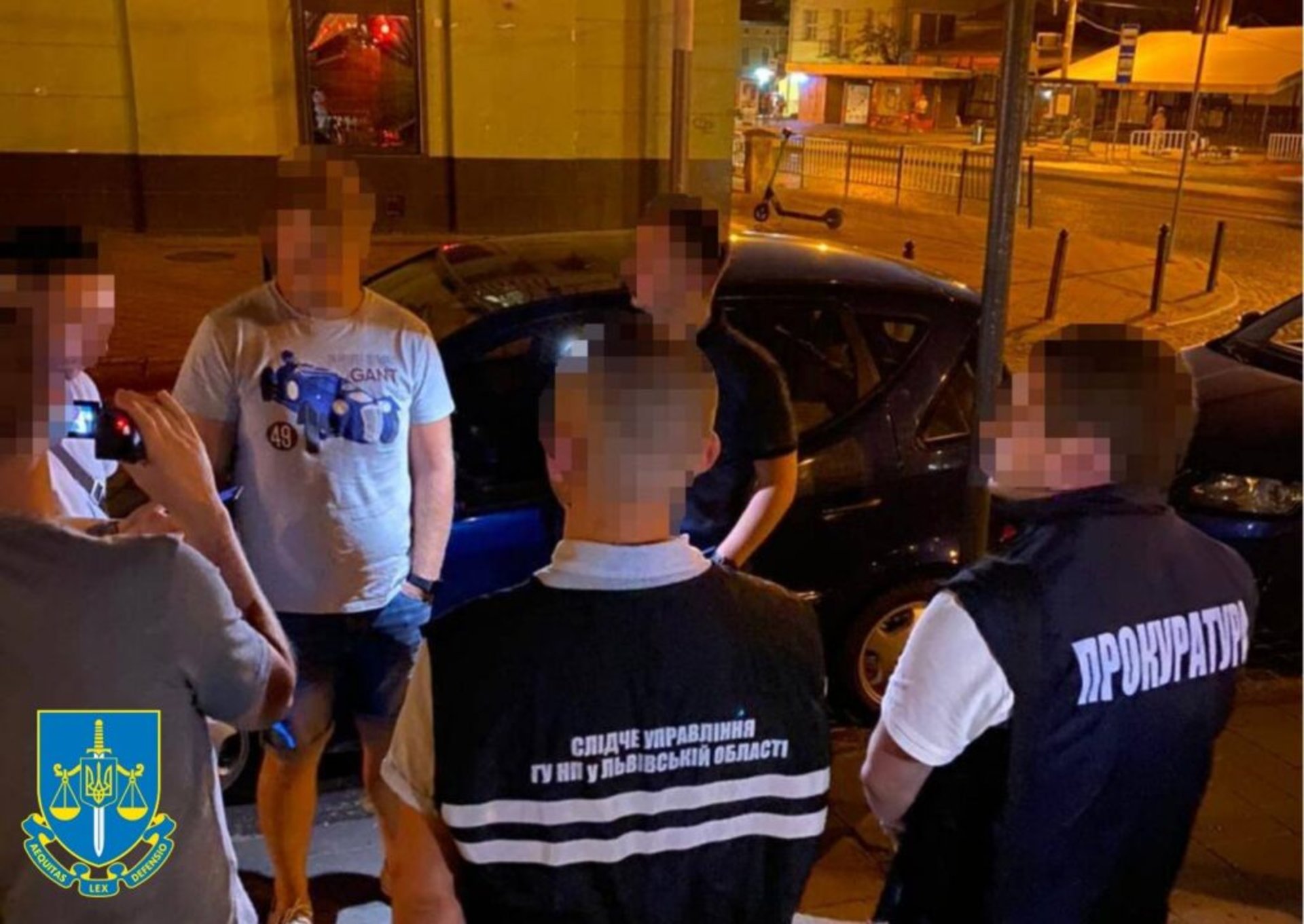 У Львові за шість тисяч доларів переправляли чоловіків за кордон