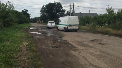 На Львівщині не хочуть будувати дорогу за польські гроші (ФОТО)