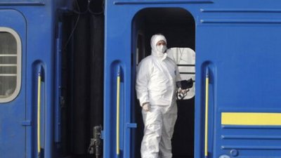 Через COVID-19 закрито продаж квитків по чотирьох станціях та змінено маршрут слідування деяких поїздів