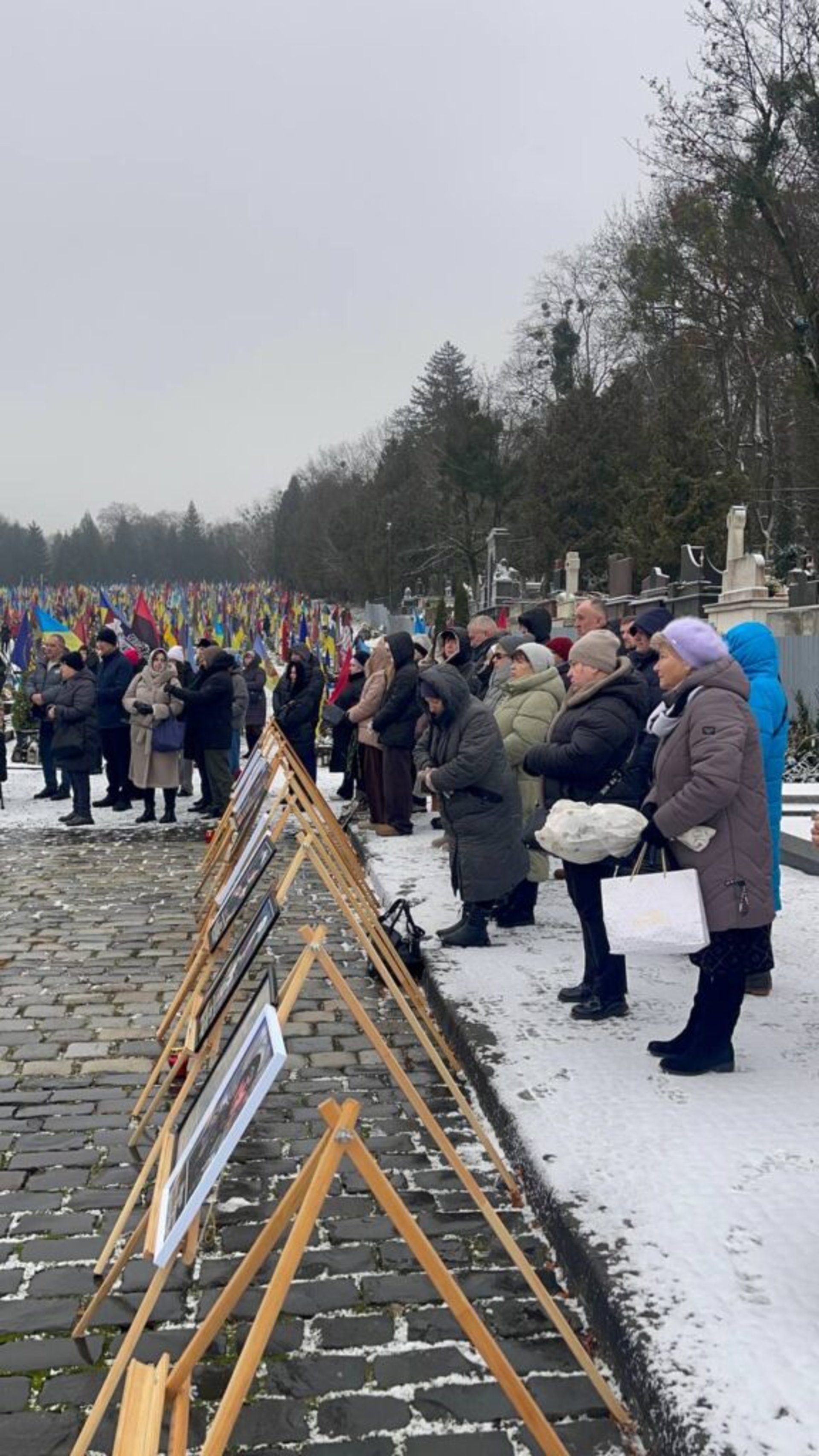 У Львові вшанували пам’ять захисників, фото Четверта студія