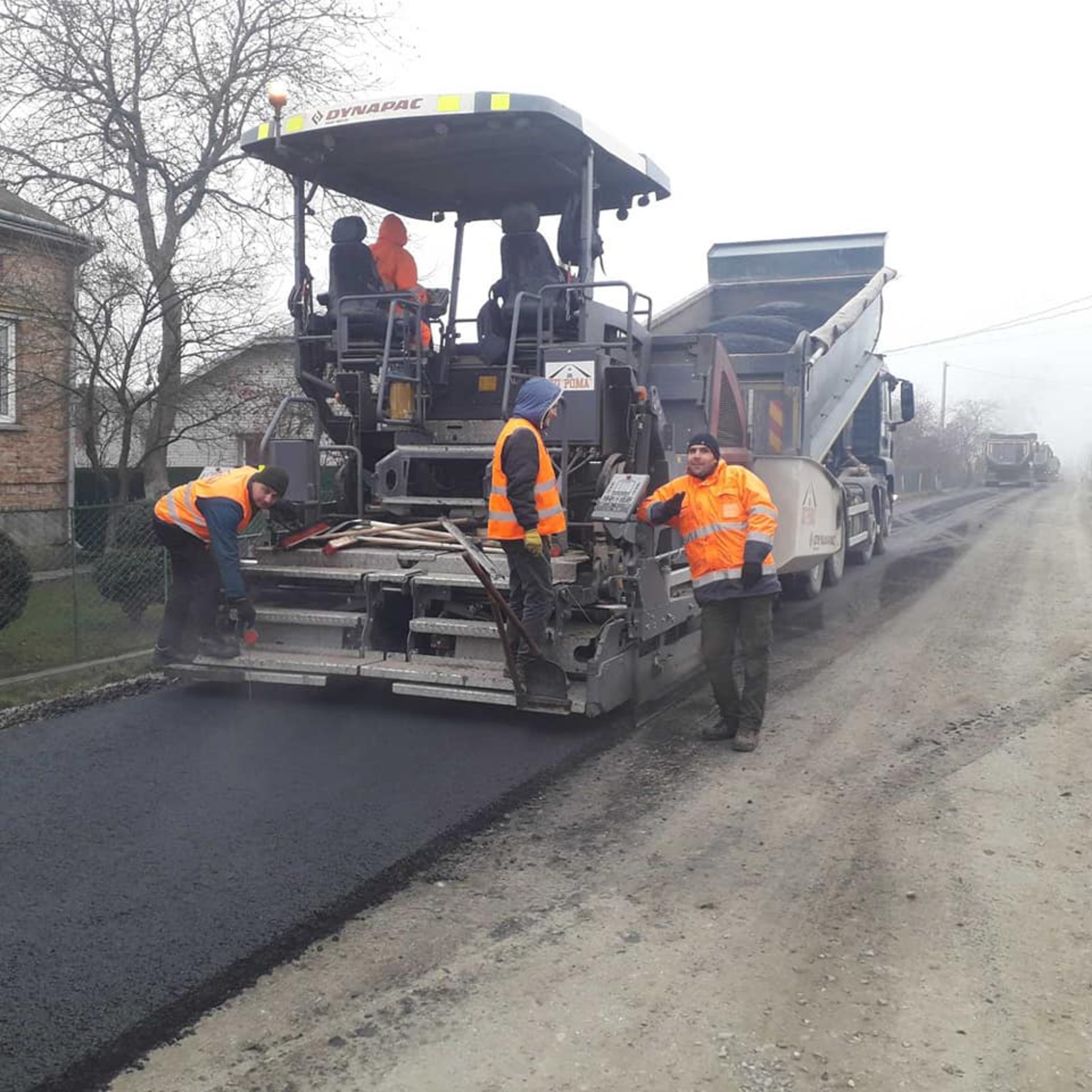 На Львівщині ремонтують дорогу з Артасова до повороту на Нагірці, фото Микола Одиноцький