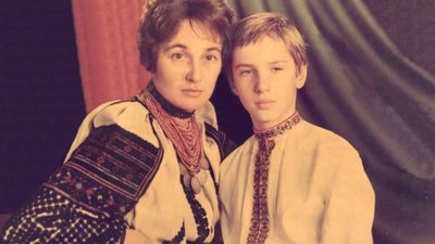 17 листопада - 81 рік від дня народження української правозахисниці зі Львова Олени Антонів