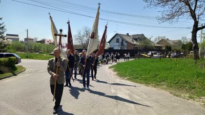 Львівщина провела в останню путь новітнього Героя України (ФОТО)