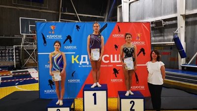 Дрогобицький спортсмен став володарем Кубку України зі стрибків на акробатичній доріжці