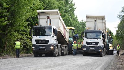 Траса "Дрогобич-Самбір" дочекалась належного ремонту