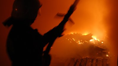 У Самборі під час пожежі врятували жінку