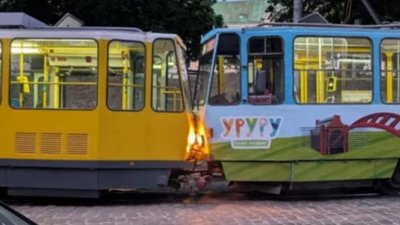 У центрі Львова не розминулись трамваї
