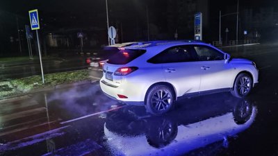 У Львові двоє пішоходів потрапили під колеса авто (ФОТО)