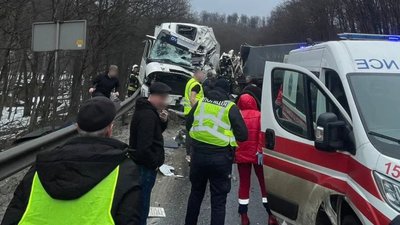 На Львівщині внаслідок ДТП загинув водій вантажівки