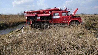 Поблизу Грибовицького сміттєзвалища горіла трава
